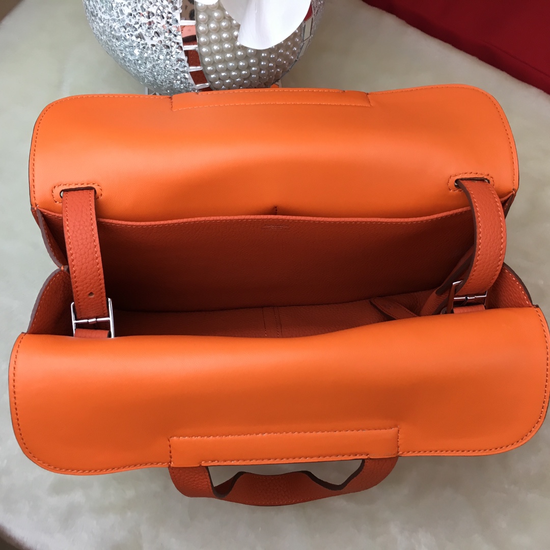 Hermes Halzan 31 Handbag Shoulder Bag In Feu Orange Clemence Leather